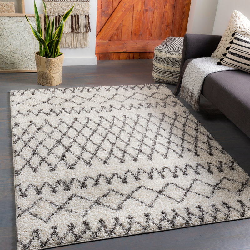 Armand Geometric Indoor Rug, Rectangle 5'2" x 7'