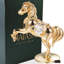 24 carats en cristal plaqué or garniture cloutée sur un pied figurine
