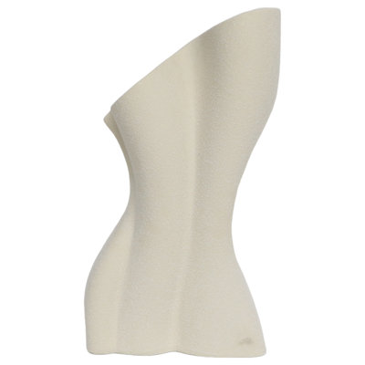 18" Sylinda Statuary