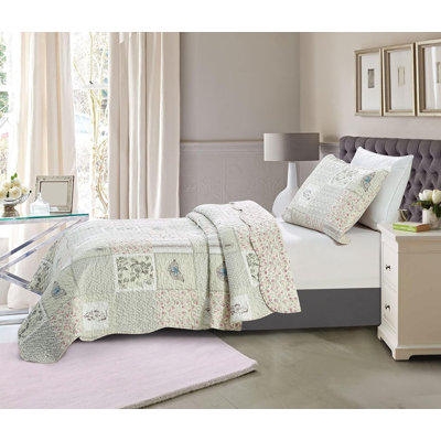 2-Piece Quilt Set With 1 Sham