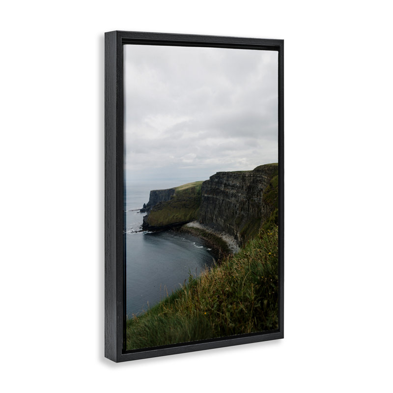 Cadre flottant Ireland Cove Scenic Inlet, conception de Jade Sharp Photo, Cadre flottant noir de jais, H 25 po x l 17 po