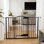 The Thruway 52W Series - Barrière pour animaux et bébé ouverte mains libres, ouvertures de 27,5 po à 52 po de largeur - métal espresso