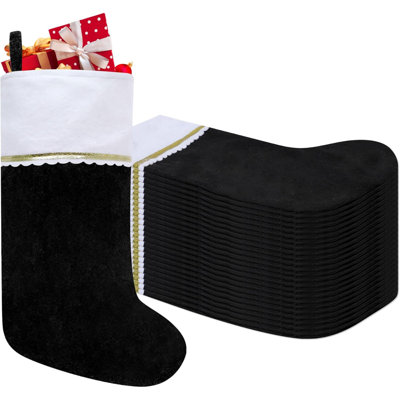 Paquet de 12 bas de Noël en feutre, bas de Noël gris et blanc de 19 pouces, manchette blanche avec garniture dorée pour les décorations des Fêtes de Noël en famille