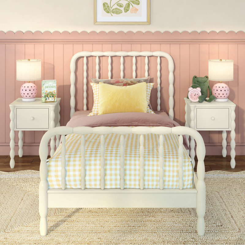 Lind Spindle Solid Wood Bed, Twin, Linen White