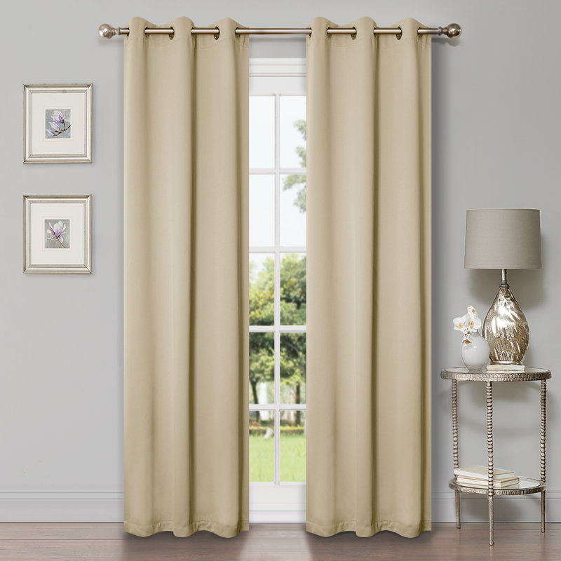 Paire de rideaux obscurcissant avec œillets Millendon, Ivoire ivoire, L 42 po x L 108 po