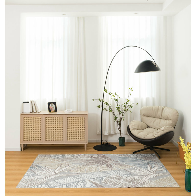 Amarrion Floral Indoor / Outdoor Rug, Rectangle 7'6" x 9'6"