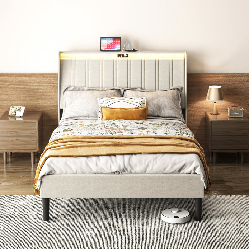 Base de lit plateforme simple avec tête de lit tapissier en tissu et support en lattes de bois