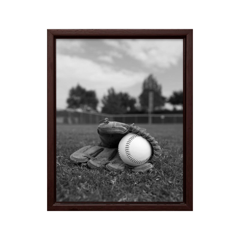Gant de baseball, Canevas, H 24 po x l 32 po, Encadrement brun