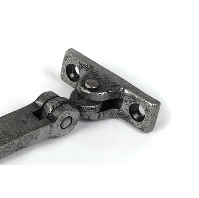Hammered Newbury Stay