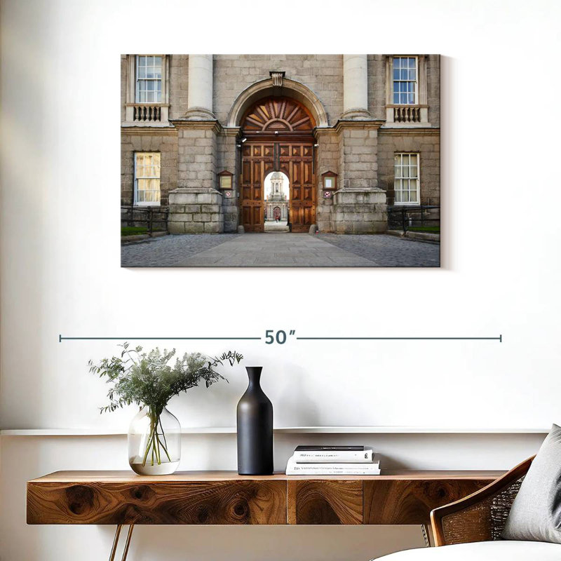 Lilie Trinity College, Dublin, H 24 po x l 36 po