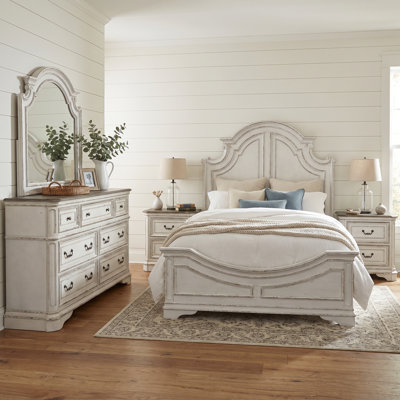 Colchester 5 Piece Bedroom Set