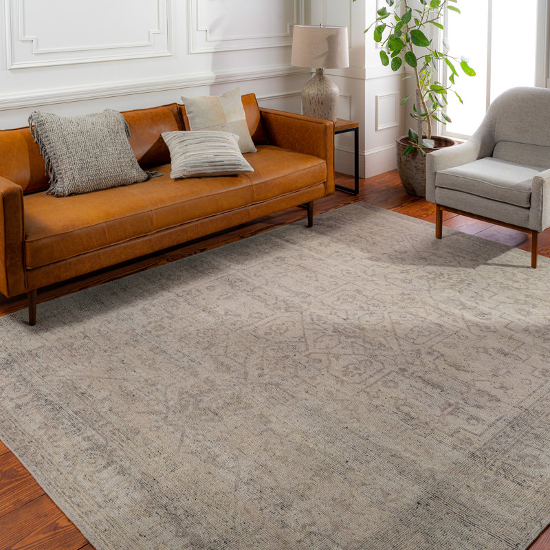 Smyrna Wool Oriental Area Rug in Black, Rectangle 2' x 3'