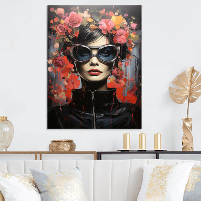 Streetart Catwoman Blooms Portrait - Fashion Metal Art