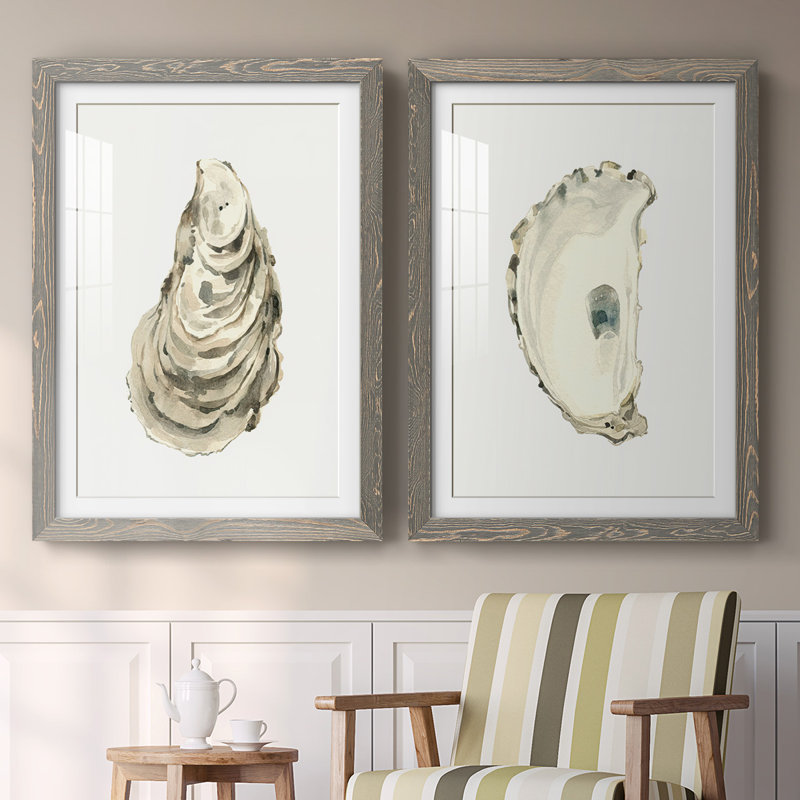 «Neutral Oyster Study I-Premium», reproduction d'art encadrée - prête à être accrochée, H 27,5 po x l 75 po x P 1,5 po, Gris