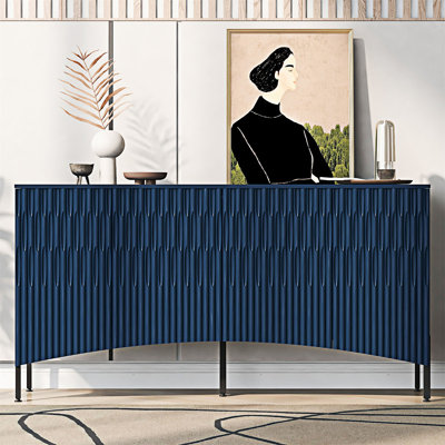 Buffet élégant à quatre portes