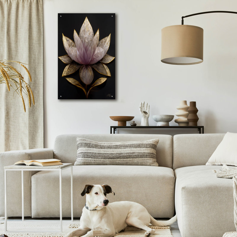 «Golden Leaf Lotus» par Tanya Mavric, H 36 po x l 24 po x P 0,2 po