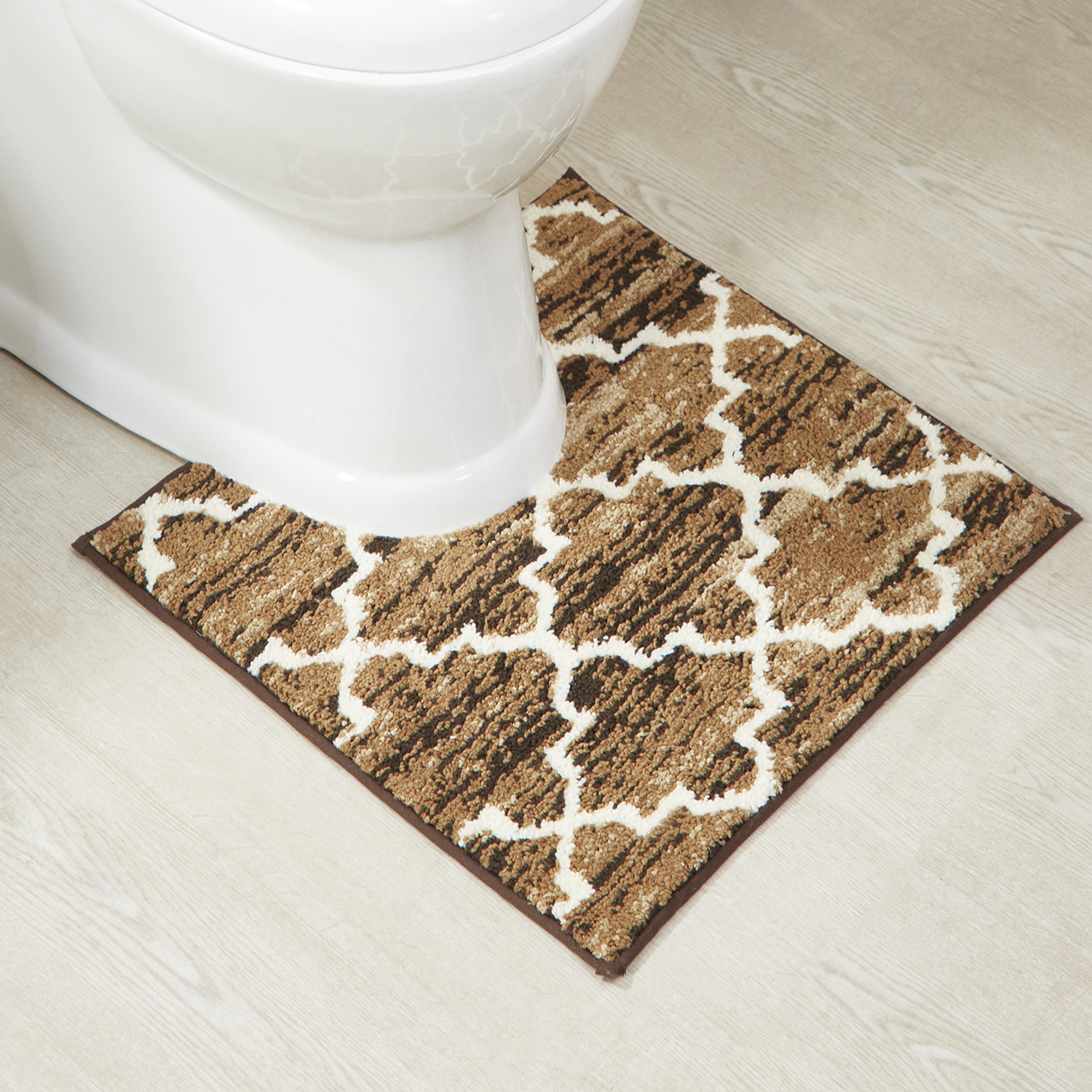 Winston Porter Nore Contour Bath Rug and Machine Washable Bath Mat with