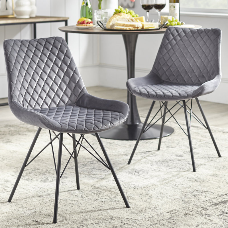 Almena 18'' H Tufted Velvet Upholstered Side Chair
