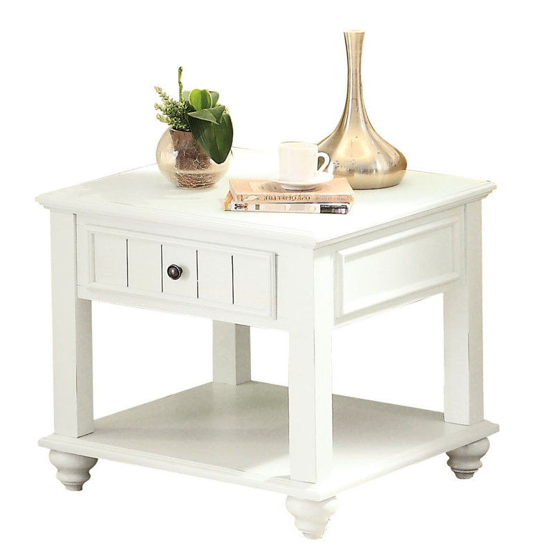 Table de bout en bois de peuplier classique - blanc délavé et tablette inférieure traditionnelle avec rangement blanchi