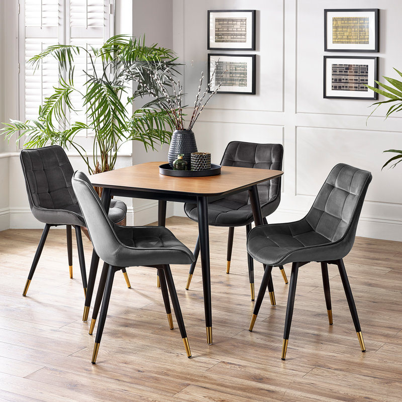 Aave 4 - Person Dining Set, Gray