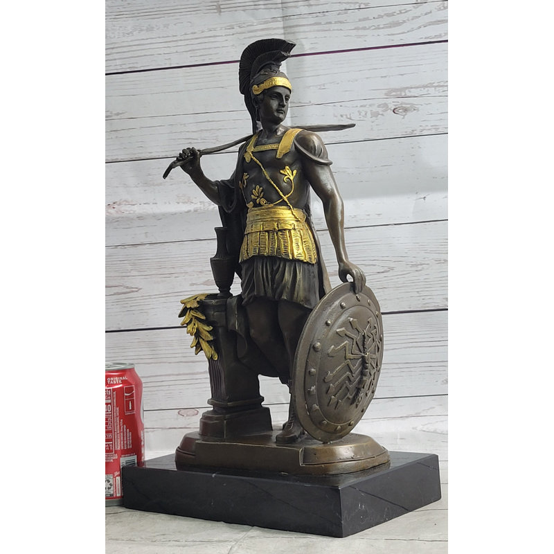 Figurines et sculptures