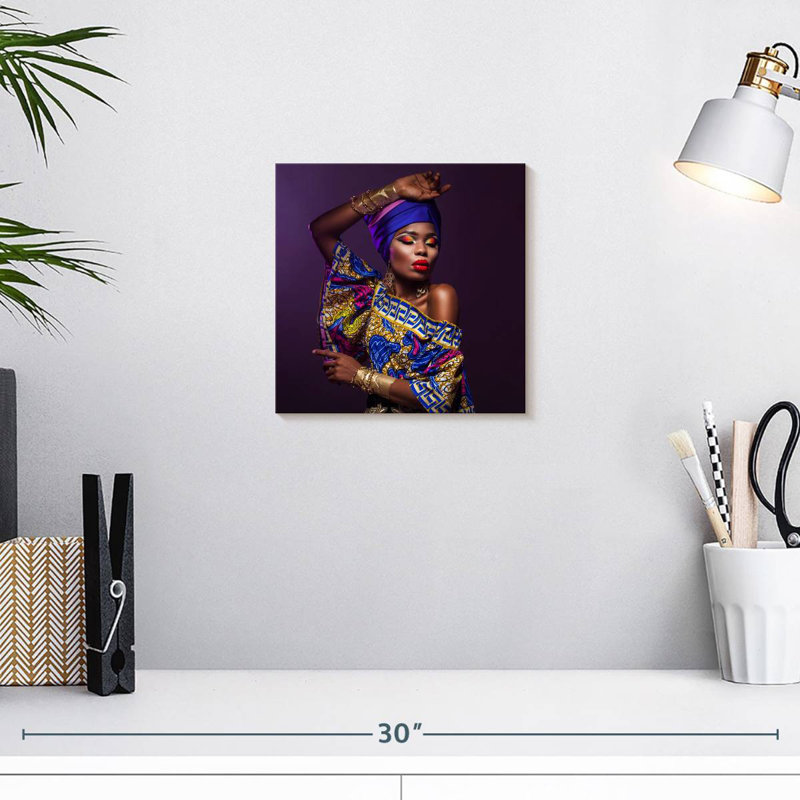 Grand Leisha bleu nubien, H 10 po x l 10 po