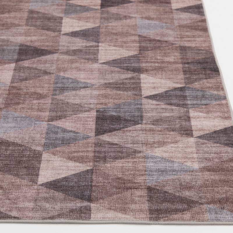 Washable Geometric Indoor Rug, Rectangle 5' x 7'