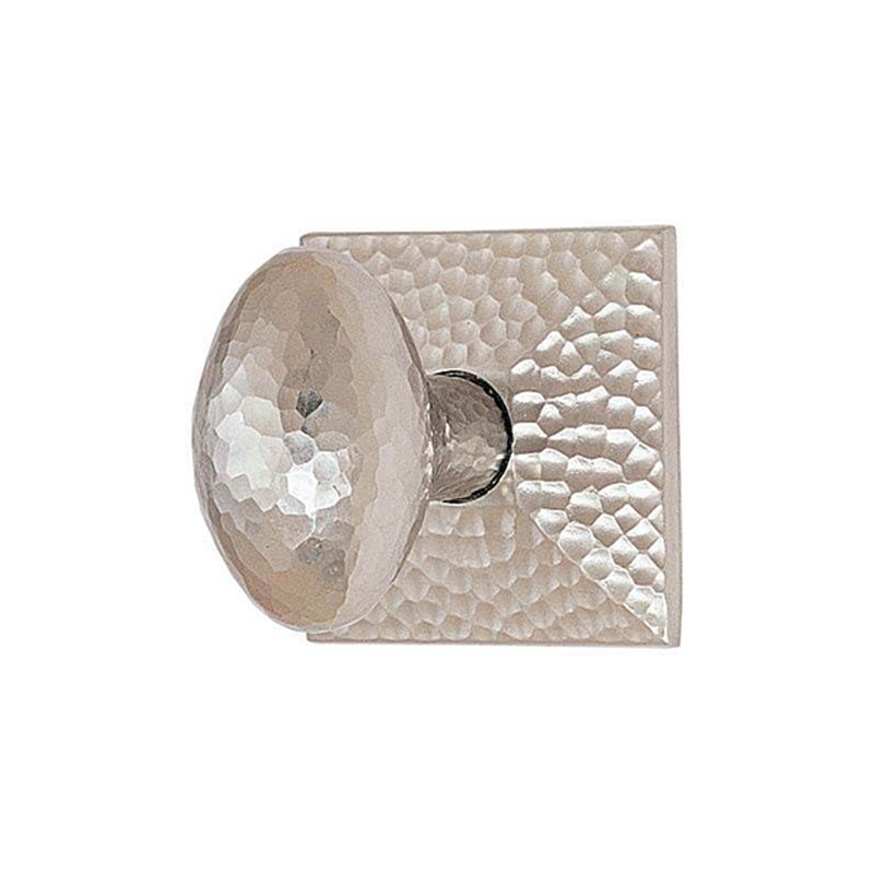 Ensemble de boutons d'intimité avec rosette et œuf martelés Emtek, Nickel satiné