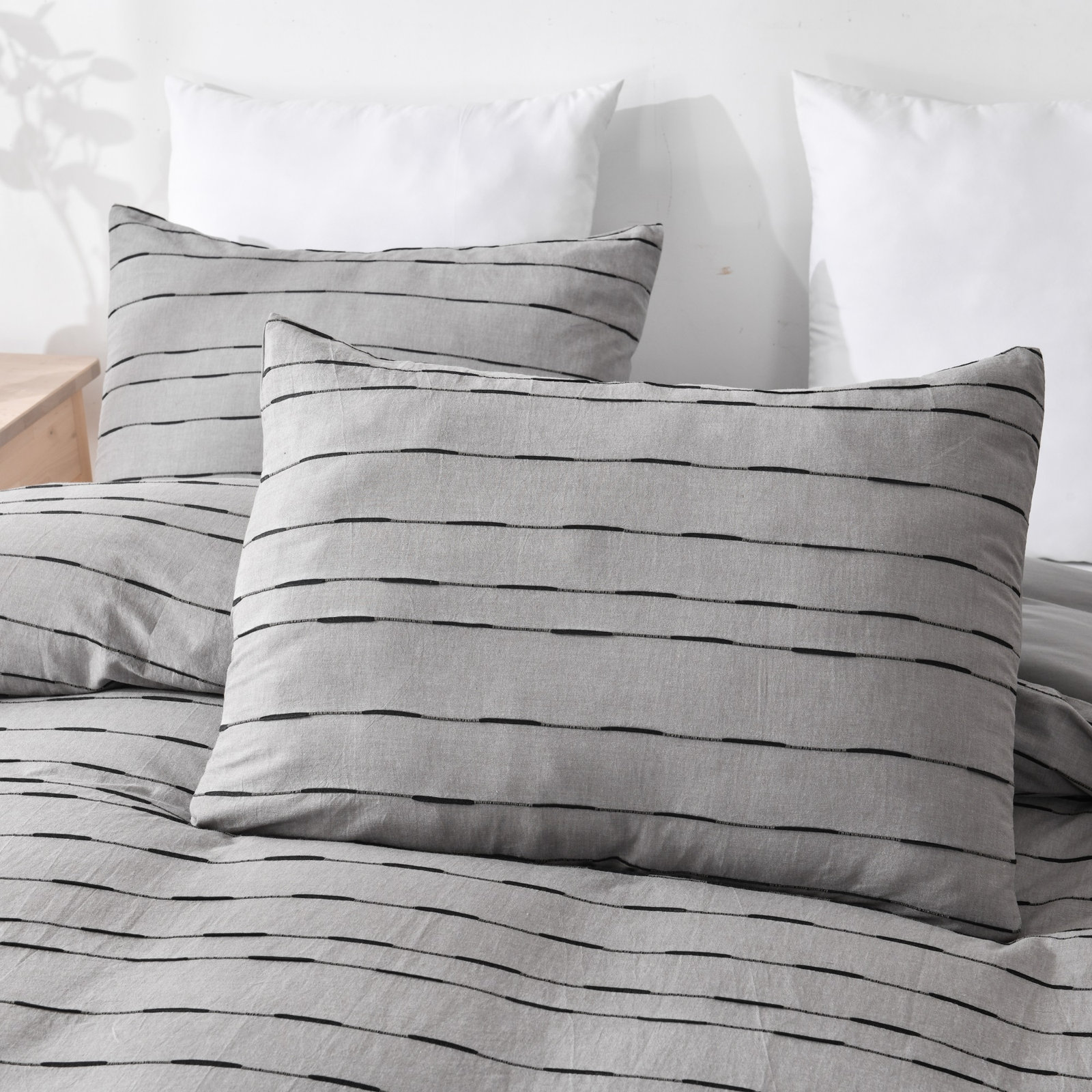 Zari Cotton Duvet Cover Set, Queen Duvet Cover + 2 Shams, Gray