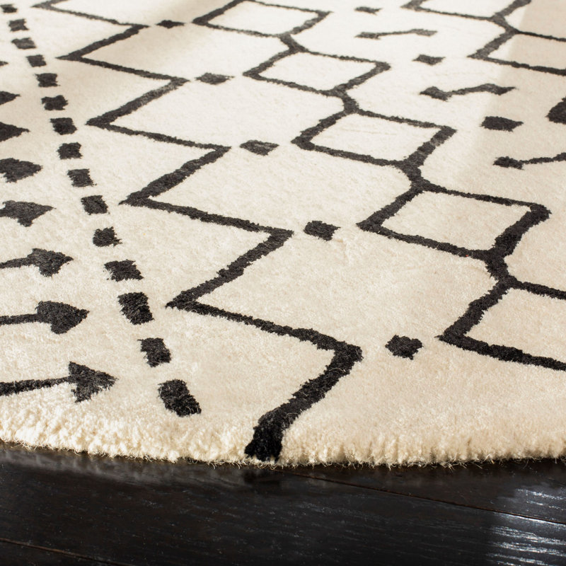 Griffiths Hand Tufted Wool Geometric Rug, Rectangle 2'3" x 4'