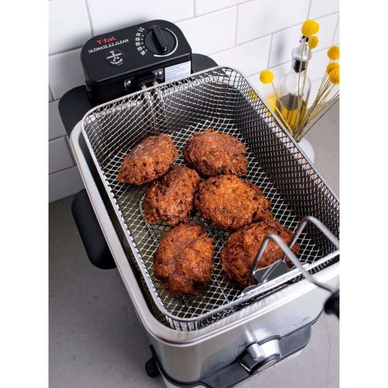 T-Fal Electrics Stainless Steel Deep Fryer with Basket 3.5 Liter Oil  Capacity, 2.6 Pound Food
