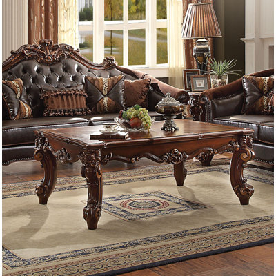 Bordadora Solid Wood Coffee Table