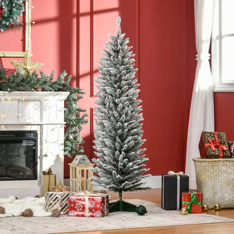 Arbre de Noël artificiel enneigé 5 pi avec branches réalistes et base en plastique