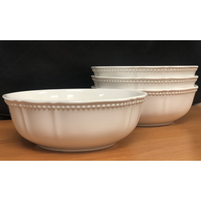 Red Vanilla Pinpoint 30 oz. Cereal Bowl
