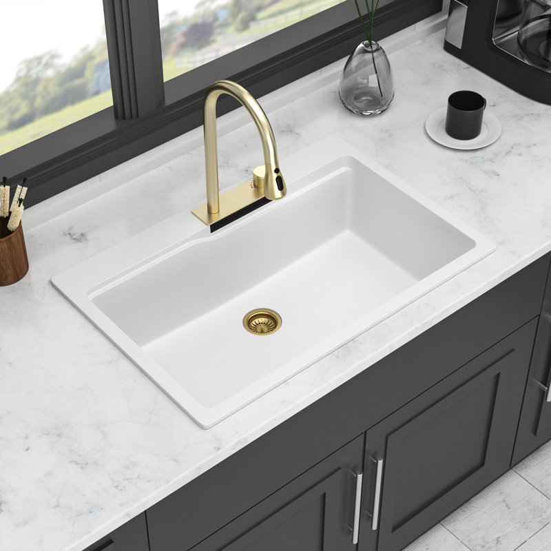 Évier 33 x 22 po en composite de quartz blanc - élégance en cascade, robinet coulissant, poste de travail avec plusieurs accessoires combinés pour l'ambiance de la cuisine et le robinet et différents agrégats