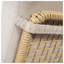 Chaise longue d'extérieur réglable en résine tressée avec coussin beige, fauteuil inclinable de style rotin naturel pour terrasse et piscine.