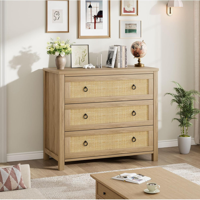 Commode haute à tiroirs avec commode en bois et rotin Boho