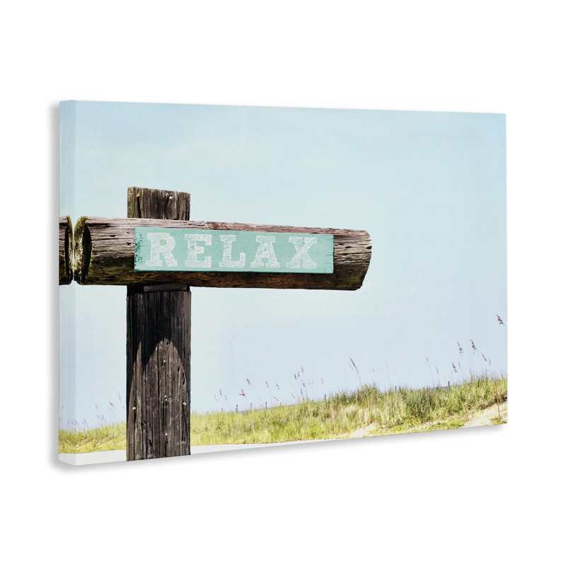 «Relax Sign on Beach» par Gail Peck, H 30 po x l 45 po