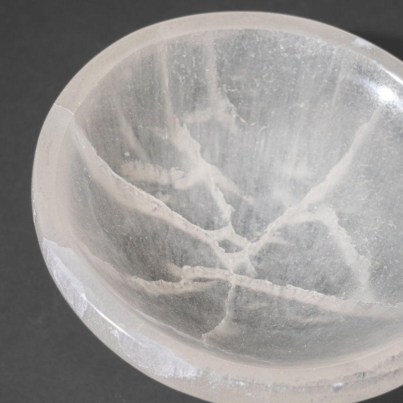 Bol rond en sélénite véritable poli (1,3 lb)
