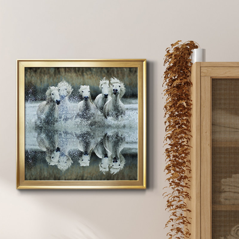 Camargue Reflection - peinture sur toile encadrée, H 22,5 po x l 22,5 po x P 1,5 po, Toile avec cadre or