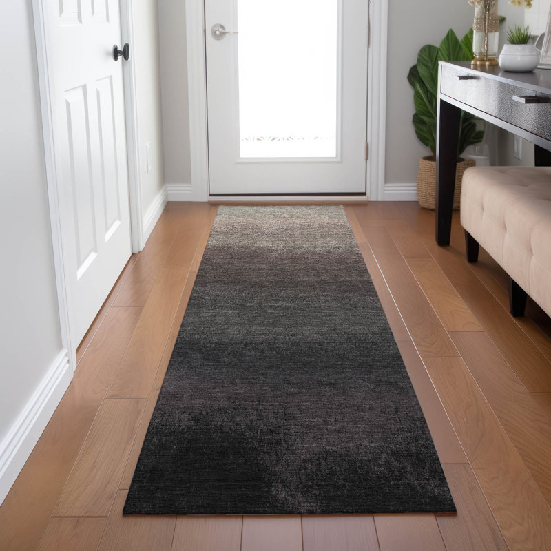 Tapis noir intérieur / extérieur lavable à la machine Xhevrie, Tapis de couloir 2 pi 3 po x 7 pi 6 po