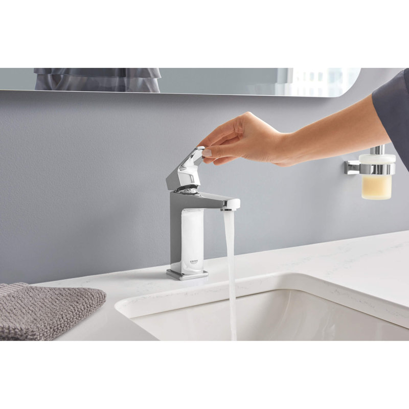 Distributeur de savon cube Essentials