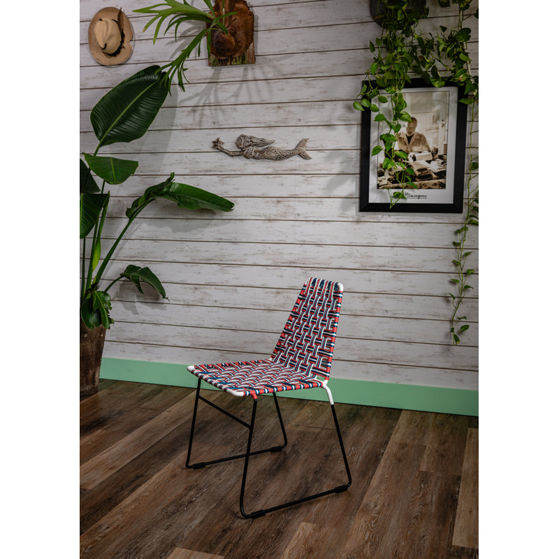 Chaise d'appoint en métal rouge 