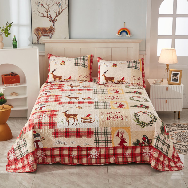 Queen Red Microfiber Christmas Quilt Set with Pillow Shams