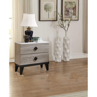 Table de chevet en faux marbre en chêne crème avec détails rustiques, 23 x 15 x 23 pouces