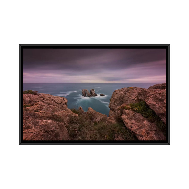 « falaises of light », reproduction de photo sur toile, H 32 po x l 48 po x P 1,5 po, Toile avec cadre noir, Pas de tapis