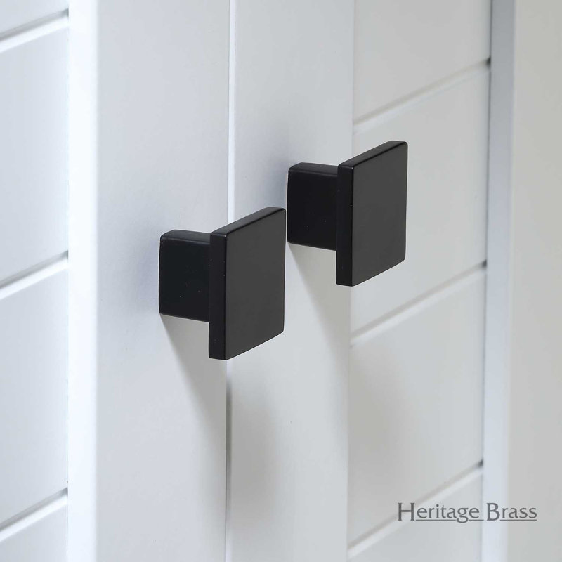 Heritage Brass Cabinet Knob Classic Square Design, 3.2cm L x 3.2cm W x 2.6cm D