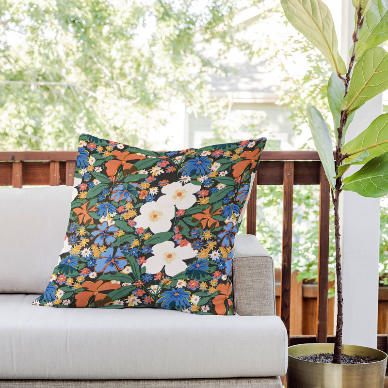 Coussin Alja Horvat Grandmas Garden, 26 po x 26 po