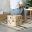 Meuble de salon carré en bois naturel sculpté
