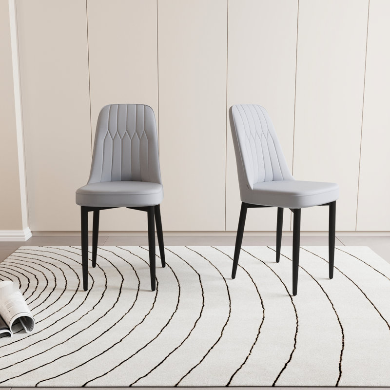 De 2 chaises de salle à manger de cuisine, revêtement en cuir de polyuréthane, coussins épais, pieds en métal noir, 2 chaises grises élégantes au design gris avec pieds